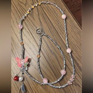 New Delicate Pink & Silver Butterfly Beaded crossbody phone chain accessories